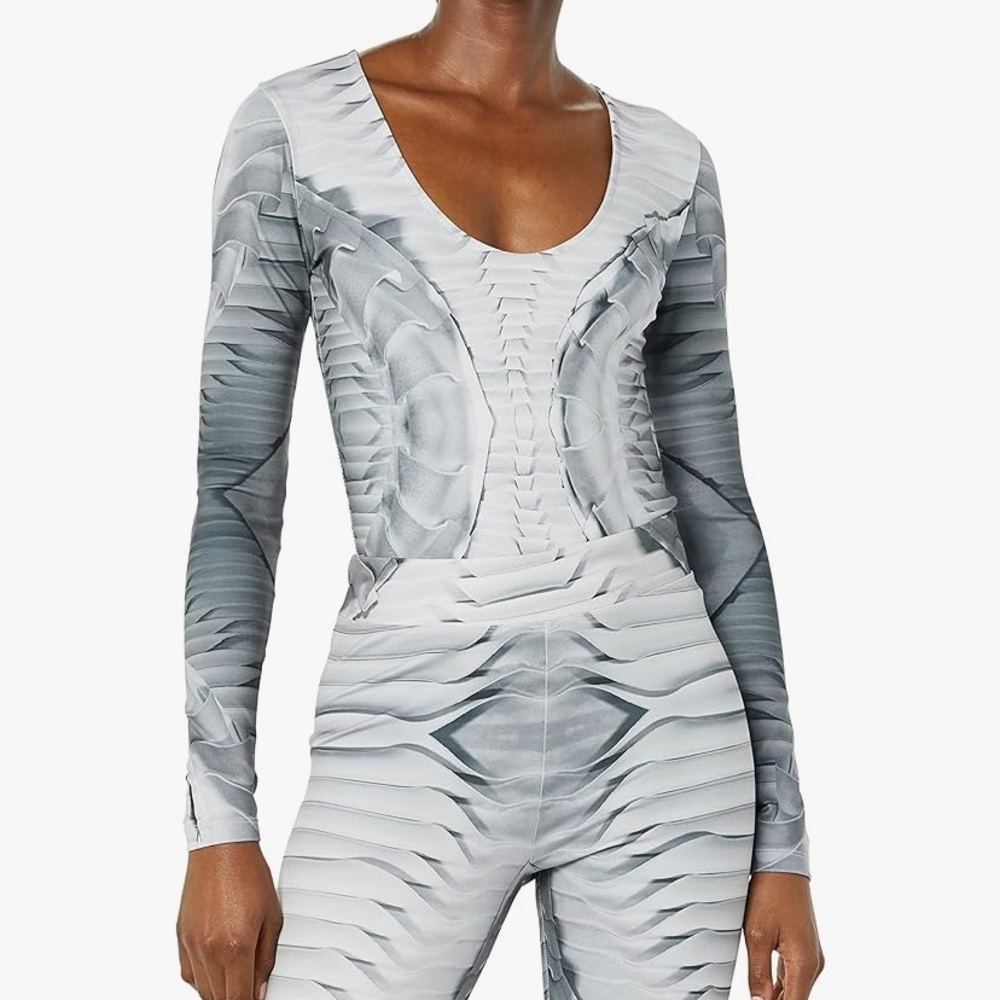 Making the Cut Women's Standard Long Sleeve Scooped Bodysuit